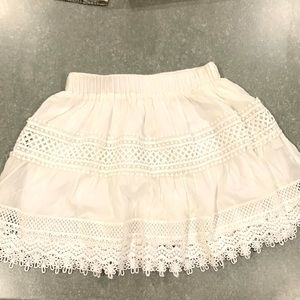 White Skirt, Large